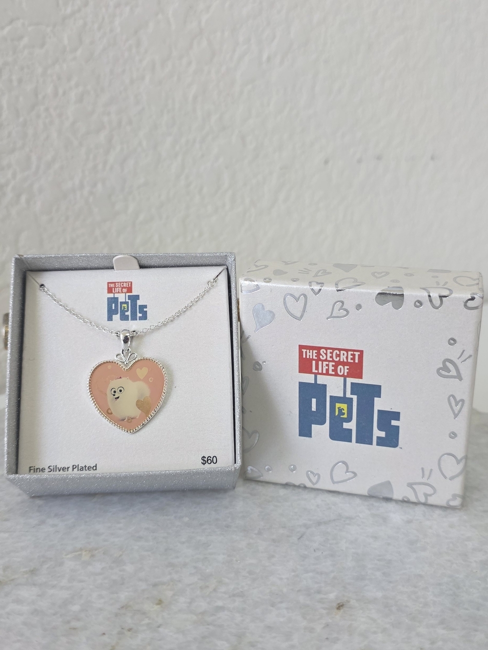 The Secret Life of Pets Gidget Heart
Pendant Necklace Fine Silver Plated
NWT